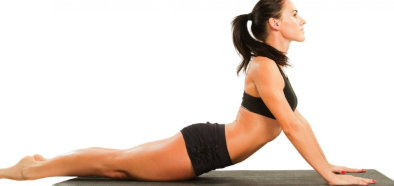 La importancia de estirar en las rutinas de pecho y espalda